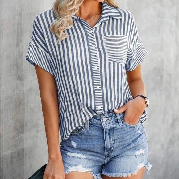 Delilah Wear Tops - New striped button, down short sleeve top